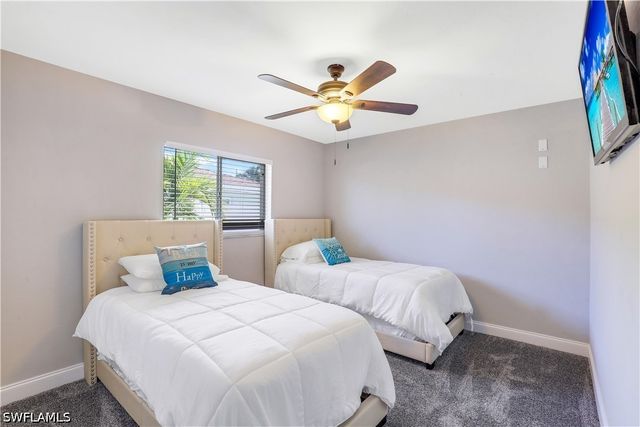 718 95th AVE N, Naples, FL 34108
