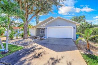 718 95th AVE N, Naples, FL 34108