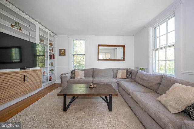 1426 W STRASBURG RD, West Chester, PA 19382