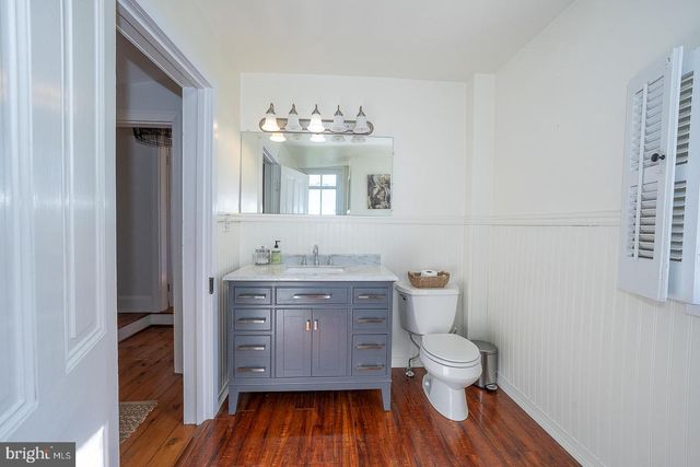 1426 W STRASBURG RD, West Chester, PA 19382