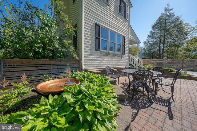 1426 W STRASBURG RD, West Chester, PA 19382