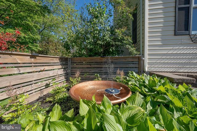 1426 W STRASBURG RD, West Chester, PA 19382