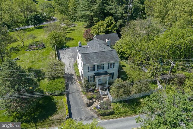 1426 W STRASBURG RD, West Chester, PA 19382