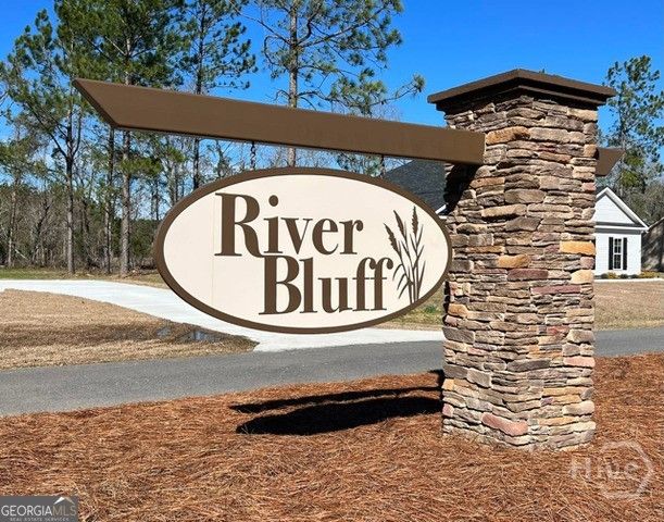 660 Belfast Loop, Ellabell, GA 31308