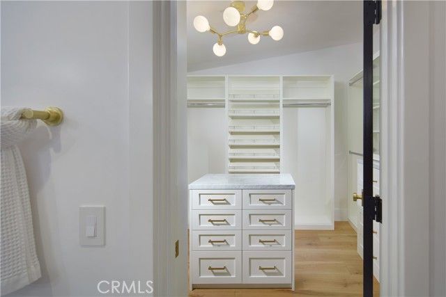 333 Milford Drive, Corona Del Mar (newport Beach), CA 92625