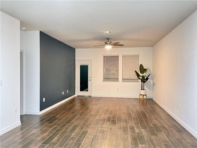 11812 Offaly DR, Austin, TX 78754