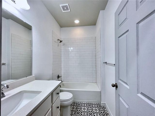 11812 Offaly DR, Austin, TX 78754