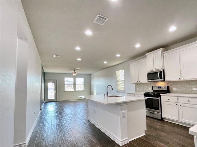 11812 Offaly DR, Austin, TX 78754