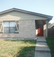 5648 Pinon Vista DR, Austin, TX 78724