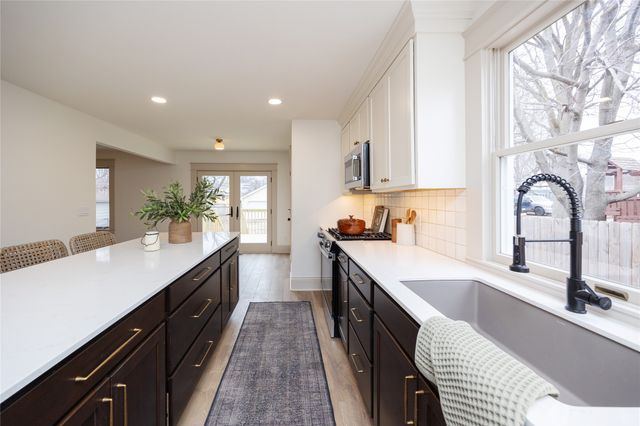 1236 43rd Street, Des Moines, IA 50311