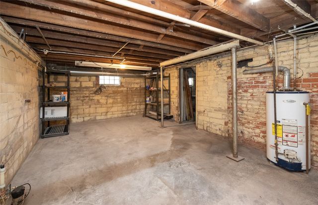 1236 43rd Street, Des Moines, IA 50311