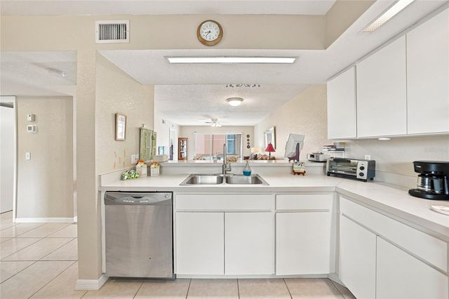 449 ROYAL POINCIANA 311, Punta Gorda, FL 33955
