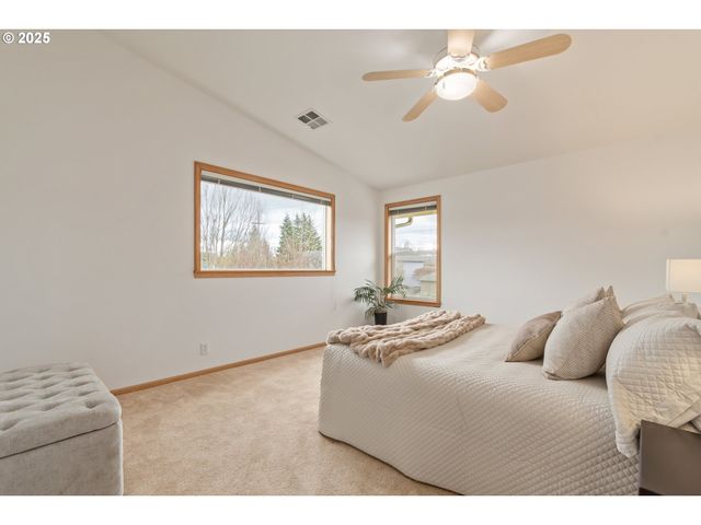 2360 DALE Ave, Eugene, OR 97408