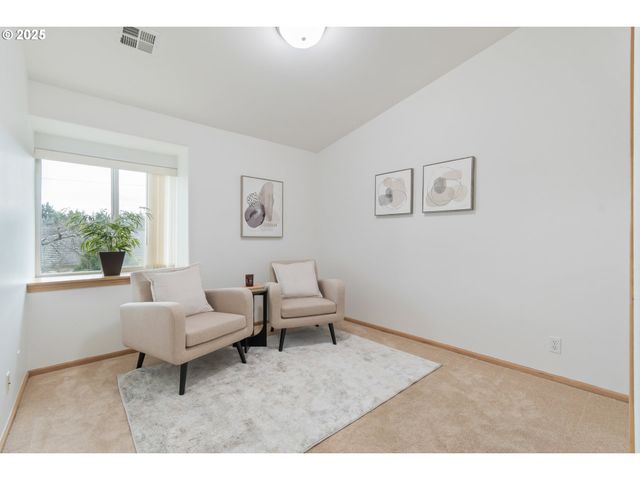 2360 DALE Ave, Eugene, OR 97408