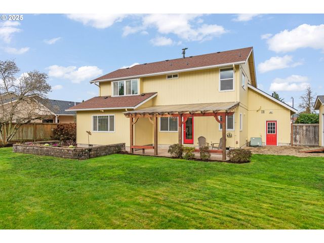 2360 DALE Ave, Eugene, OR 97408