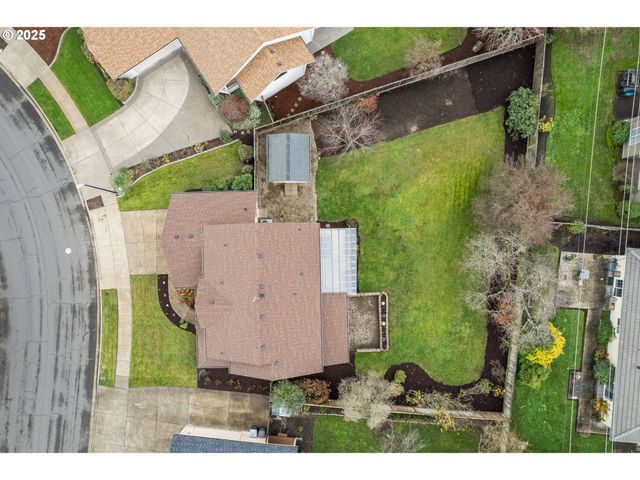 2360 DALE Ave, Eugene, OR 97408