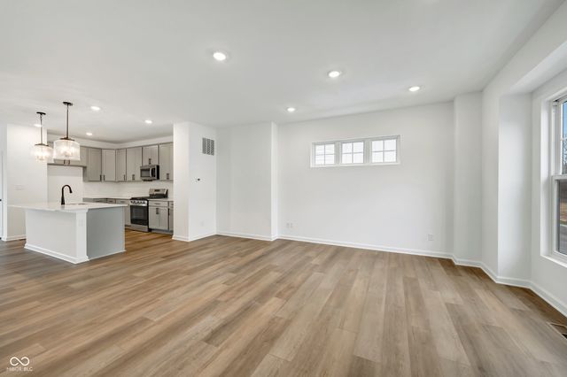 4486 Yellowwood Avenue, Brownsburg, IN 46112