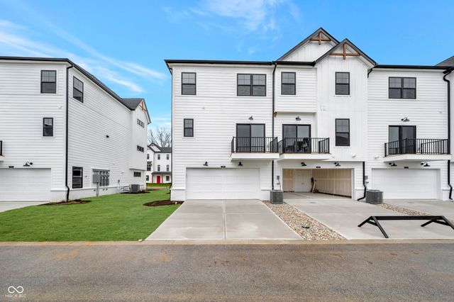 4486 Yellowwood Avenue, Brownsburg, IN 46112