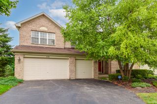 39 Amber Court, Lindenhurst, IL 60046