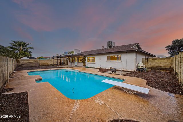 5432 W Dahlia Drive, Glendale, AZ 85304