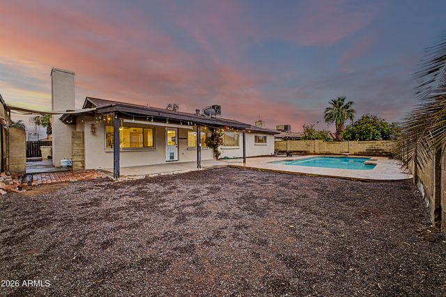5432 W Dahlia Drive, Glendale, AZ 85304