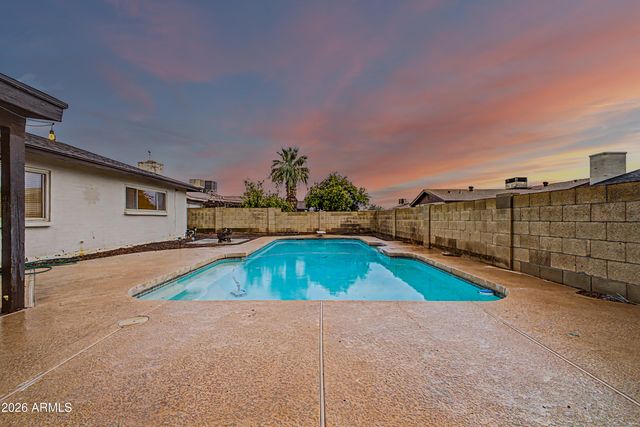5432 W Dahlia Drive, Glendale, AZ 85304