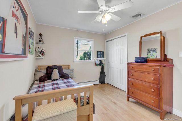 481 Bayport Avenue, Bayport, NY 11705