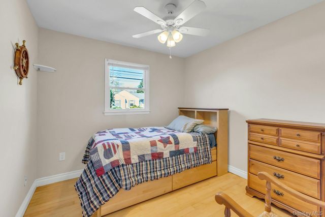 481 Bayport Avenue, Bayport, NY 11705
