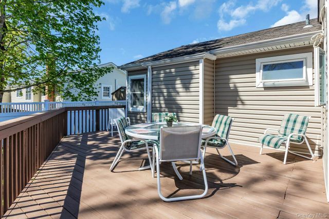 481 Bayport Avenue, Bayport, NY 11705