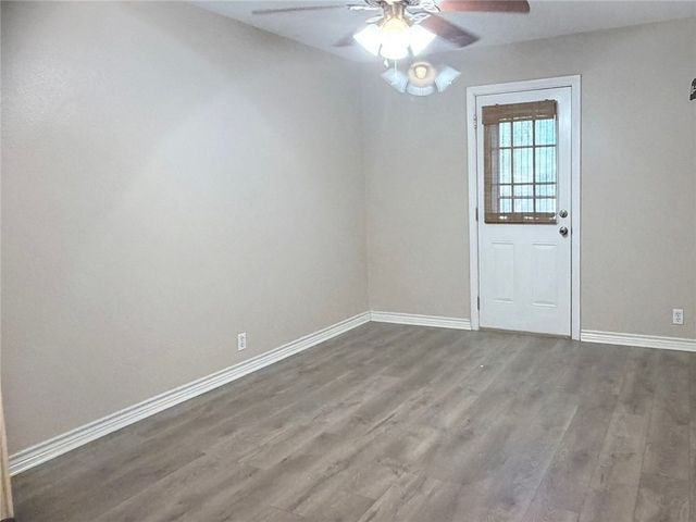 405 Canterbury Dr, Corpus Christi, TX 78412