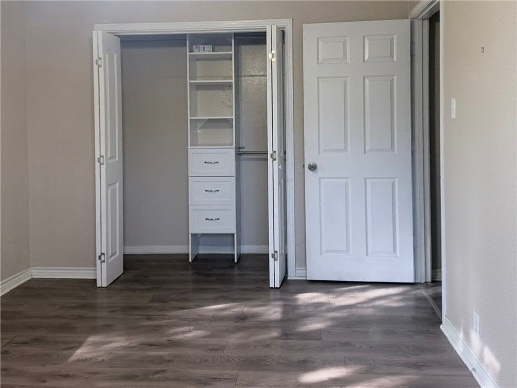 405 Canterbury Dr, Corpus Christi, TX 78412 — photo 4
