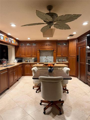 10258 Vestal Manor, Coral Springs, FL 33071