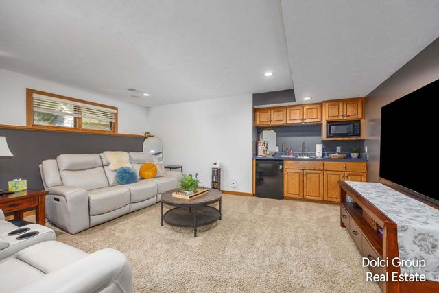 2538 Danton Drive SW, Wyoming, MI 49519