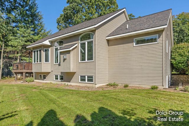 2538 Danton Drive SW, Wyoming, MI 49519
