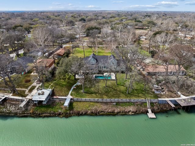 2319 Terminal Loop, Mcqueeney, TX 78123