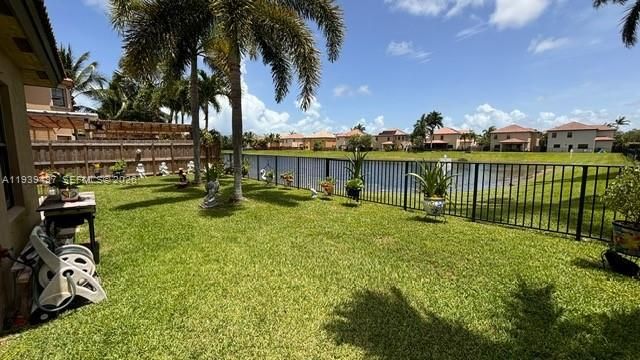 11382 SW 242nd St, Homestead, FL 33032