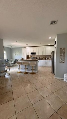 11382 SW 242nd St, Homestead, FL 33032