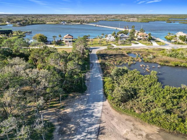 14101 W ST MARTINS ROAD, Crystal River, FL 34429