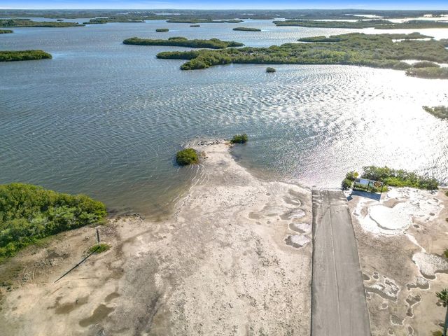14101 W ST MARTINS ROAD, Crystal River, FL 34429
