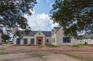 5117 Miramont Circle, Bryan, TX 77802