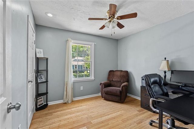 1600 SW 24th Street, Blue Springs, MO 64015
