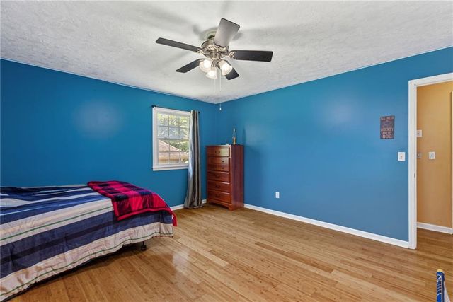 1600 SW 24th Street, Blue Springs, MO 64015