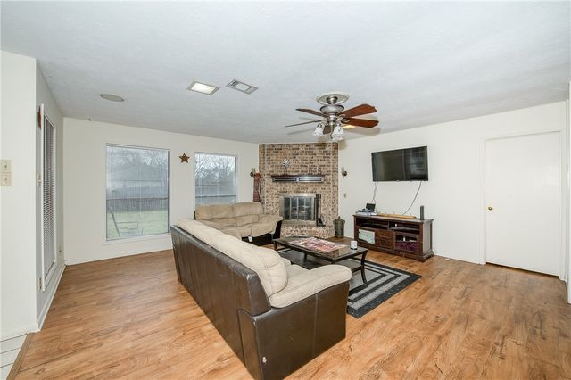 3003 Pierre Place, College Station, TX 77845