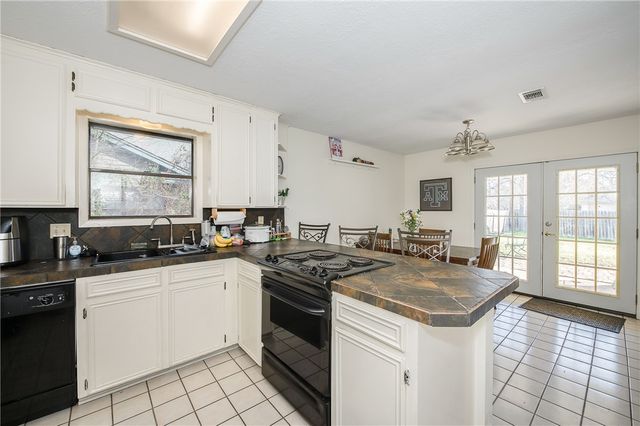 3003 Pierre Place, College Station, TX 77845
