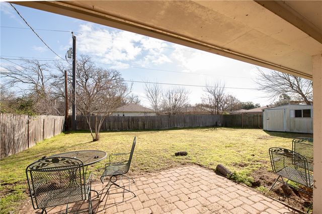 3003 Pierre Place, College Station, TX 77845