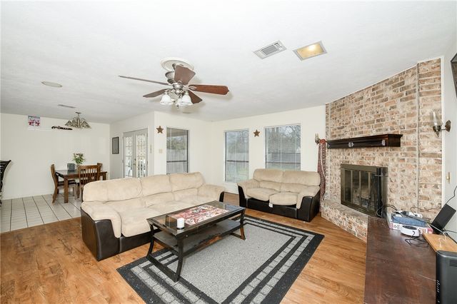 3003 Pierre Place, College Station, TX 77845