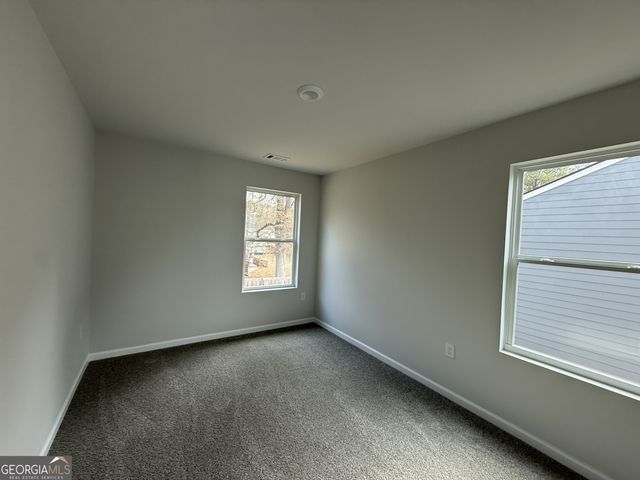 150 Village Green Drive, Adairsville, GA 30103