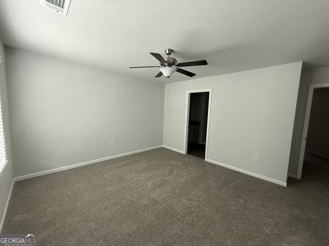 150 Village Green Drive, Adairsville, GA 30103