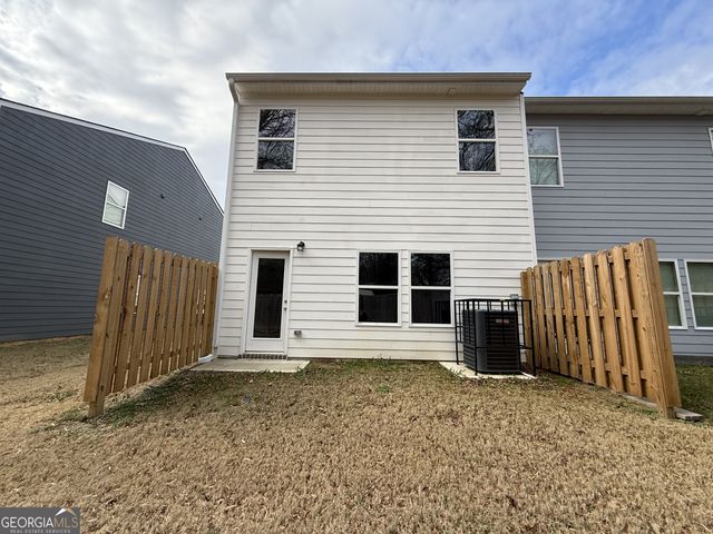 150 Village Green Drive, Adairsville, GA 30103