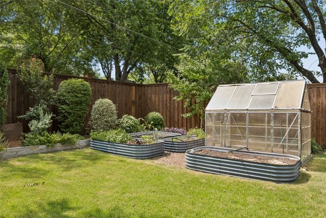 703 S Weatherred Drive, Richardson, TX 75080